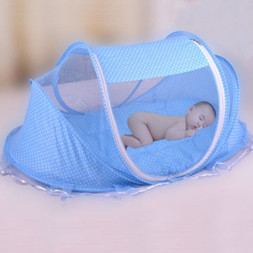 Foldable baby bed with mosquito net and pillow