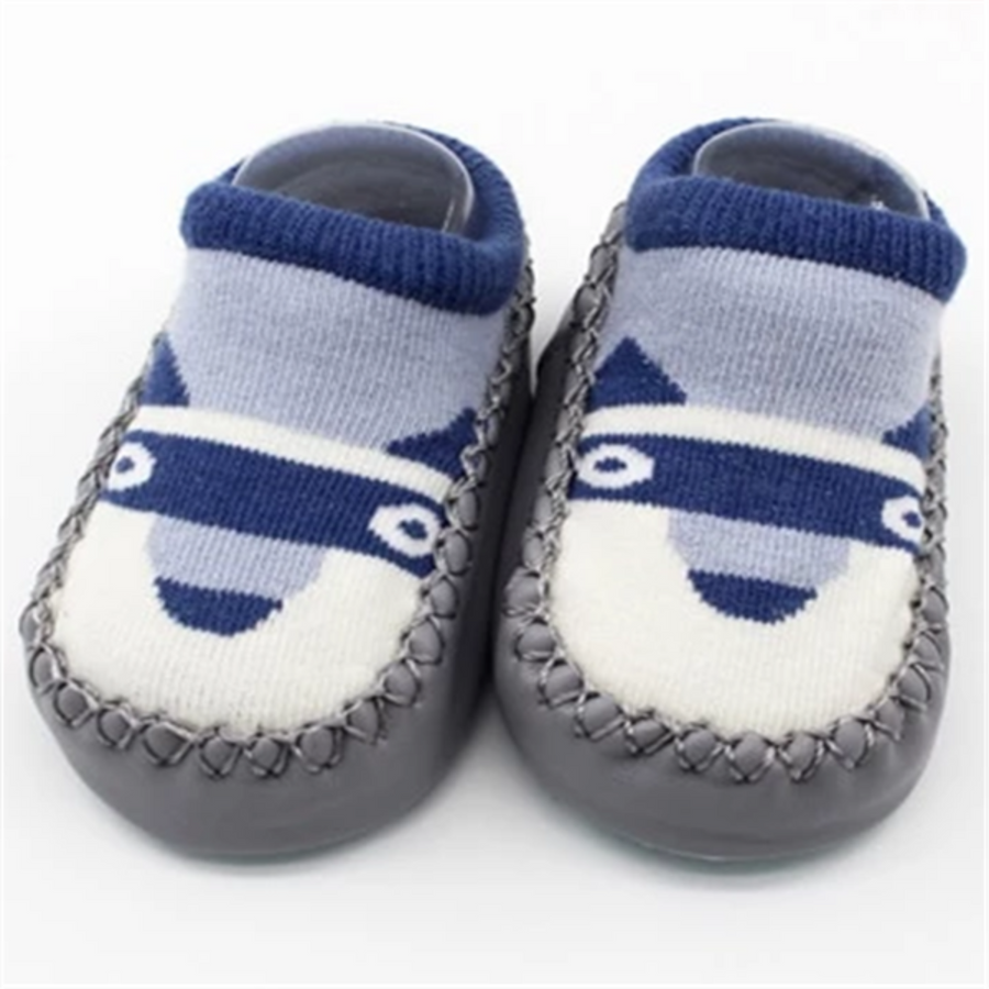 Non-slip baby socks in gray