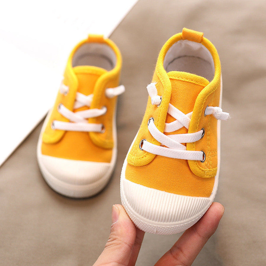 Breathable canvas shoes for children
