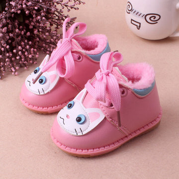 Leather plush baby shoes in pink