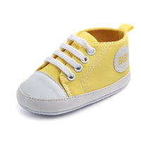 Classic design baby sneakers in yellow