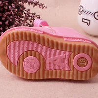 Toddler leather shoes with plush interior