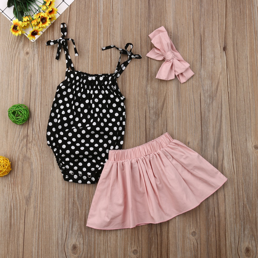 Girls top and bottoms set, perfect for any occasion.