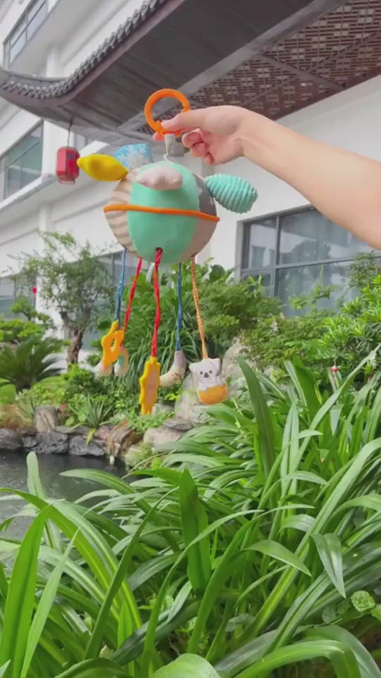 Travel-friendly hanging toys for babies